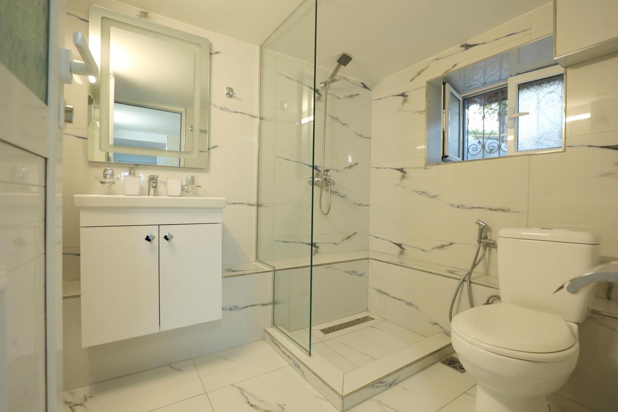 Villa Kevin'S Sarande Ngoại thất bức ảnh