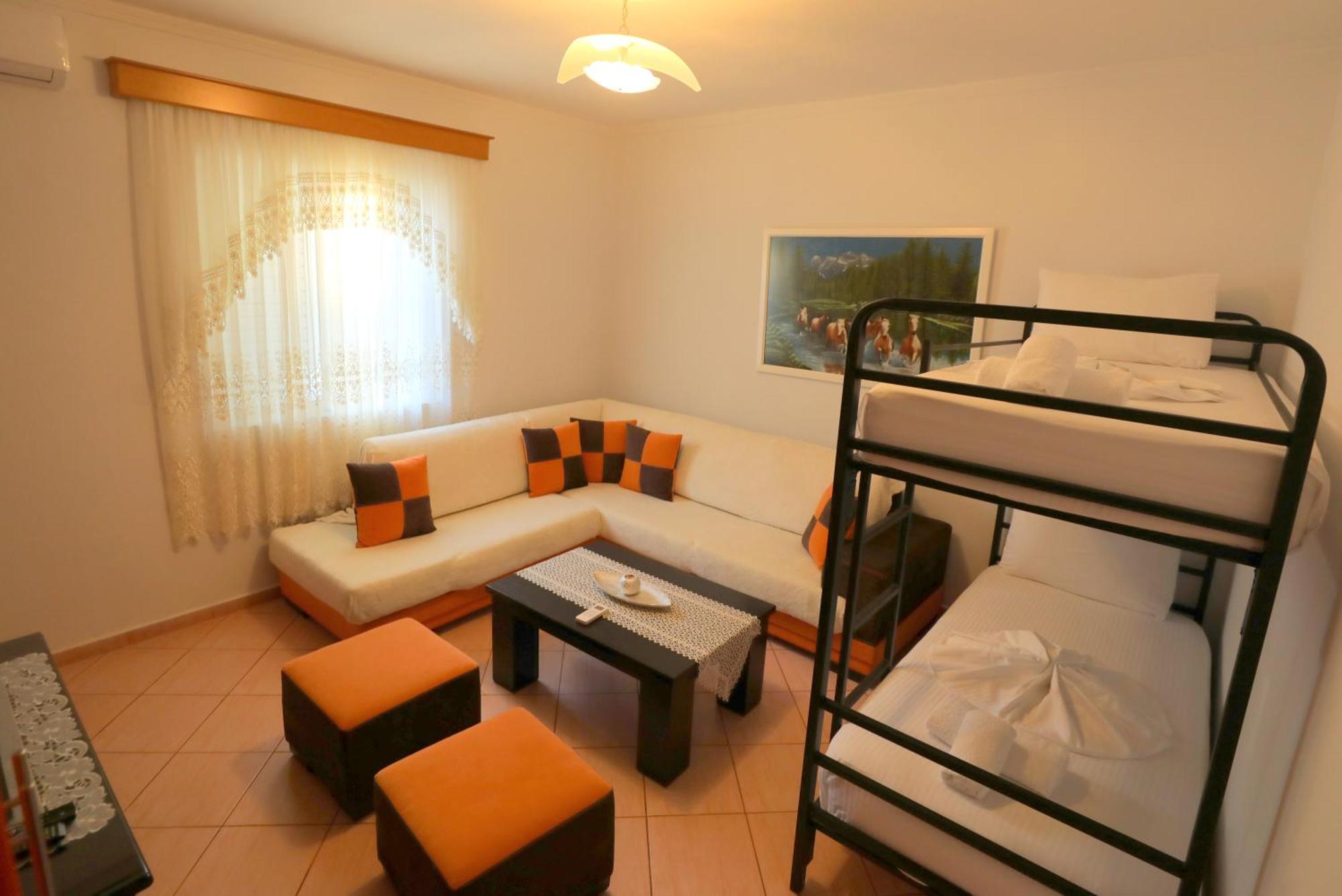 Villa Kevin'S Sarande Ngoại thất bức ảnh